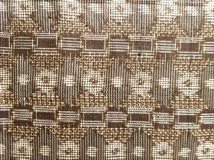 アンティーク　幾何学織出し本場泥大島紬着物